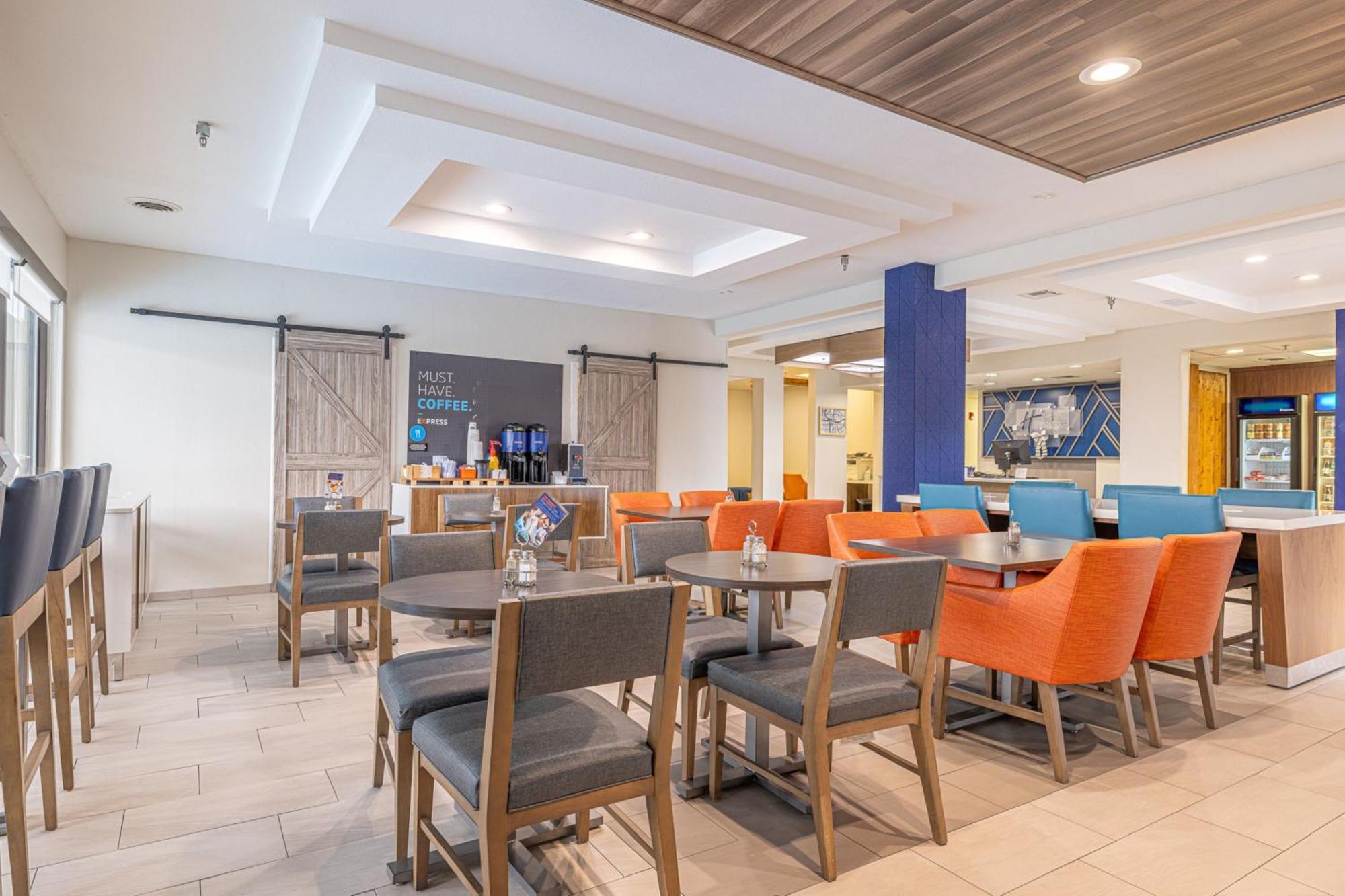Holiday Inn Express & Suites College Station By Ihg Ngoại thất bức ảnh