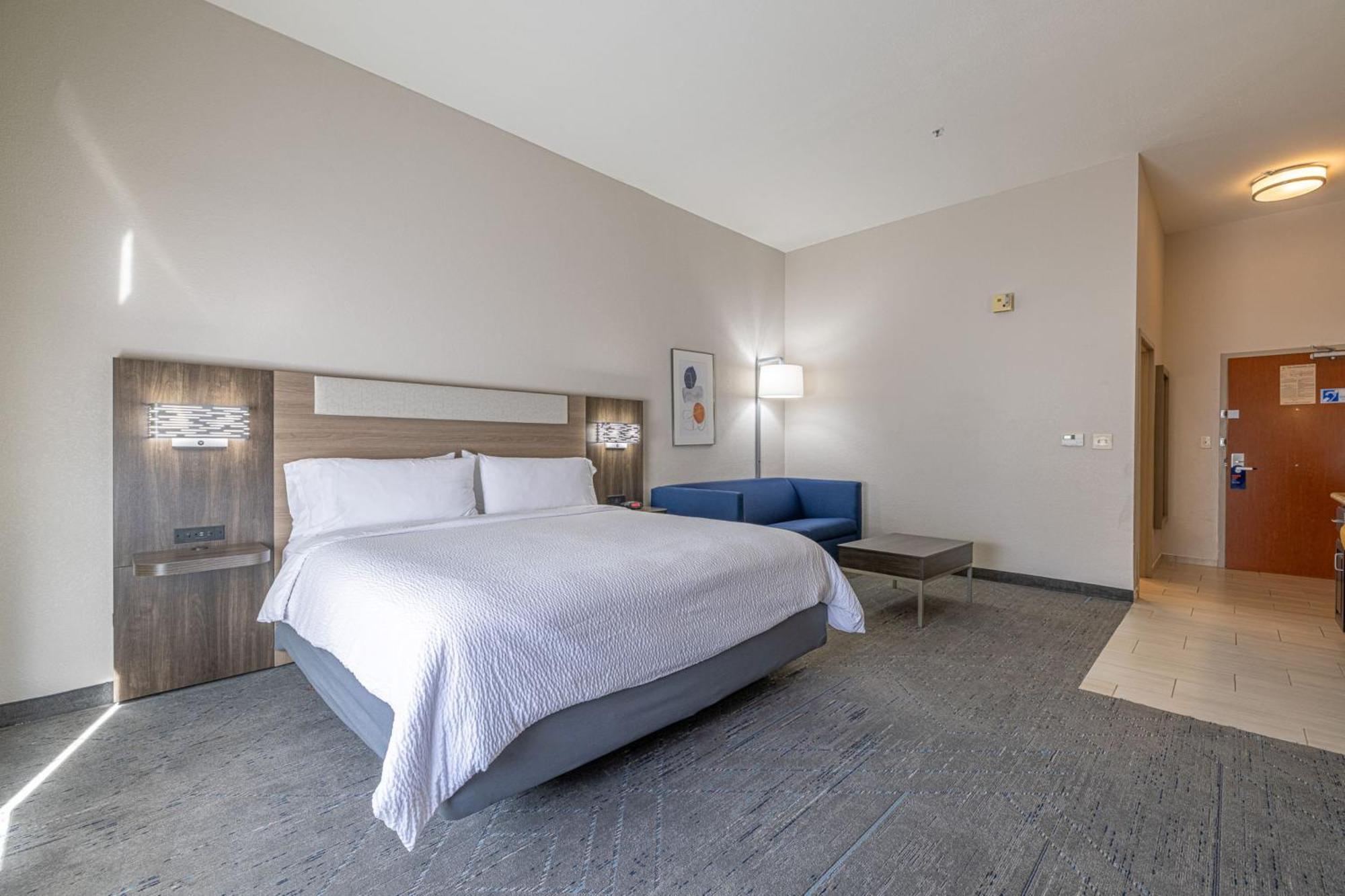 Holiday Inn Express & Suites College Station By Ihg Ngoại thất bức ảnh