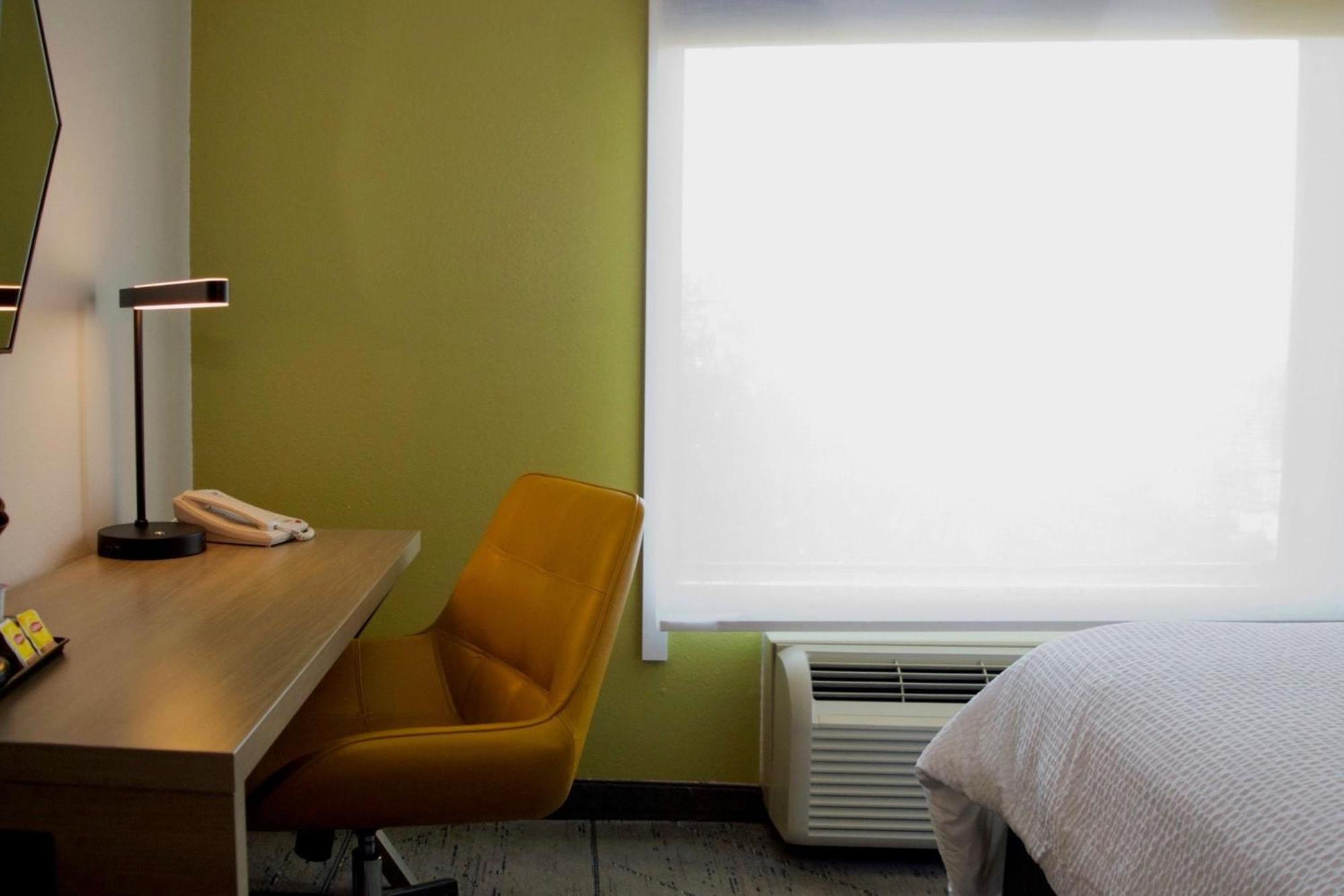 Holiday Inn Express & Suites College Station By Ihg Ngoại thất bức ảnh